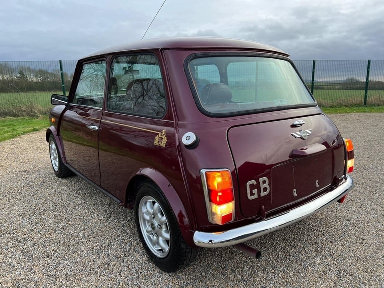 ROVER MINI RARE AUTOMATIC 40TH ANNIVERSARY EDITION IN MULBERRY * FULL LEATHER *