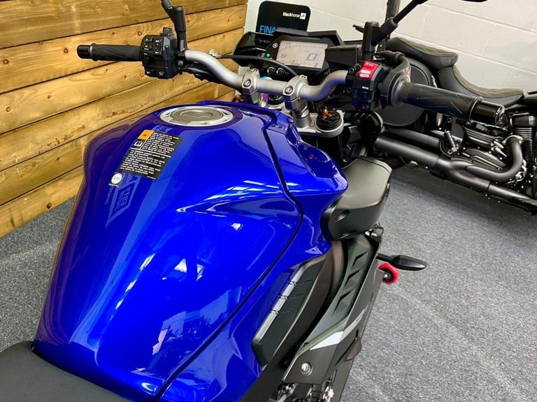 AWESOME 2017 YAMAHA MT-10, ONLY 13717 MILES, FSH 