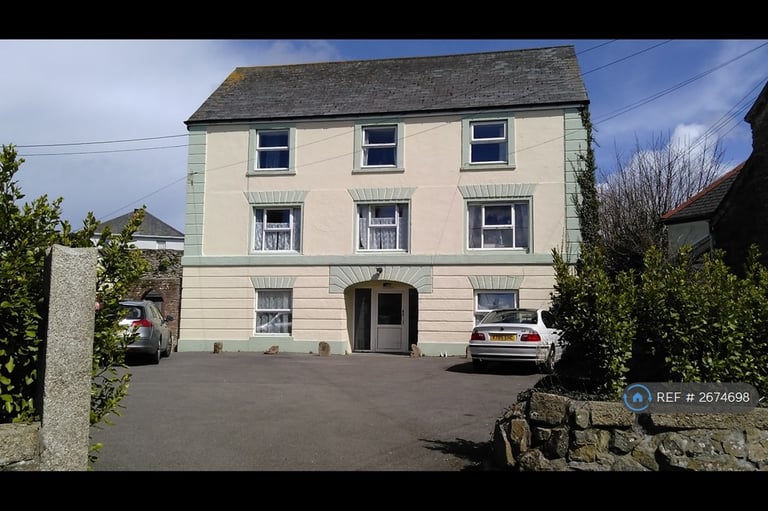 1 bedroom flat in Rock Close House, St. Erth, Hayle, TR27 (1 bed) (#2674698)