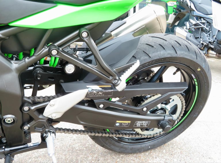 KAWASAKI NINJA ZX-4RR 2025
