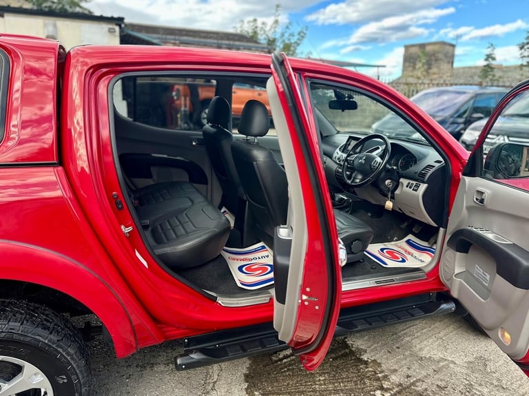 2014 Mitsubishi L200 Double Cab DI-D Barbarian 4WD 176Bhp PICK UP Diesel Manual