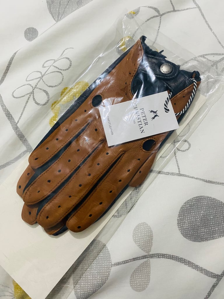 BRAND NEW REAL LEATHER DRIVING GLOVES 