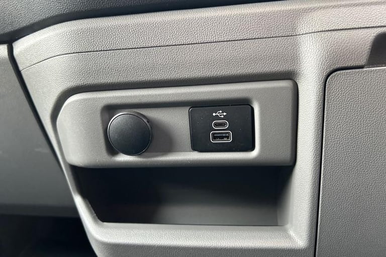 2025 Ford Transit Custom 280 Limited AUTO L2 LWB FWD 2.0 EcoBlue 136ps Low Roof, BLUETOOTH, CAMER...