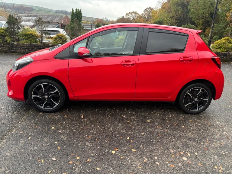 2015 Toyota Yaris 1.33 Dual VVT-i Sport Euro 5 5dr Euro 5 HATCHBACK Petrol Manual