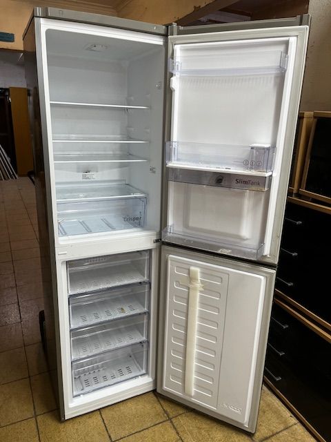 GREY FROST FREE BEKO FRIDGE FREEZER WITH DRINKS DISPENSER IN GOOD WORKING CONDITION