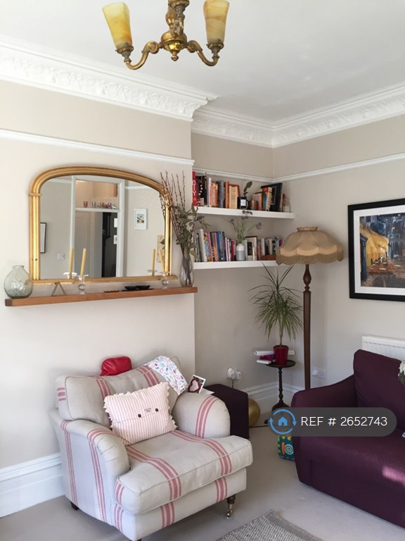 2 bedroom flat in Lorna Road, Hove, BN3 (2 bed) (#2652743)