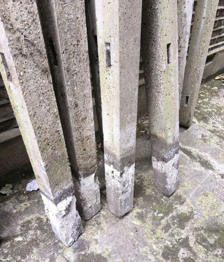 image for 6 pebble dash 6 foot fence posts , NW10 london