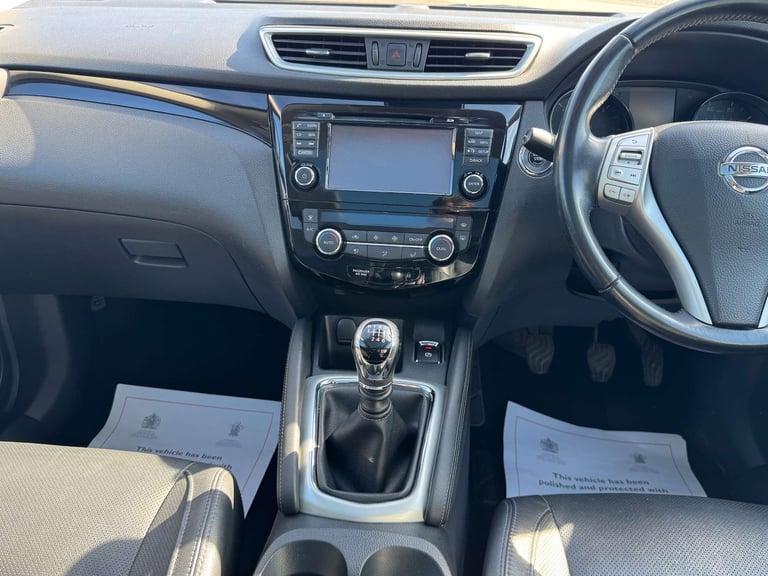 2017 Nissan Qashqai 1.6 Qashqai Tekna dCi 4x4 4WD 5dr - NATIONAL DELIVERY* SUV Diesel Manual