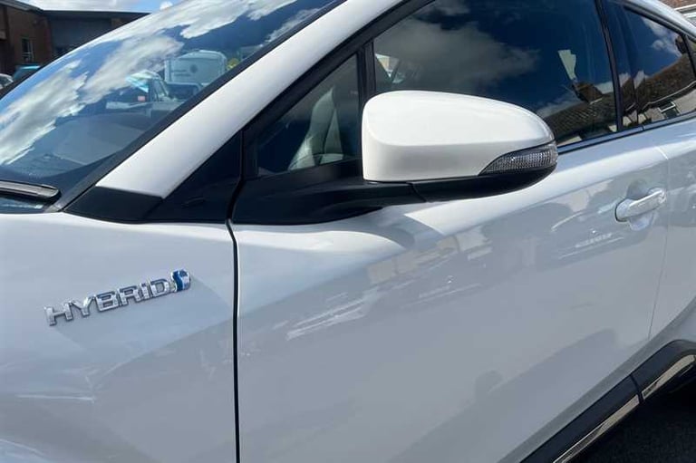2019 Toyota C-HR 1.8 VVT-h Excel SUV 5dr Petrol Hybrid CVT Euro 6 (s/s) (122 ps) SUV Hybrid Autom...