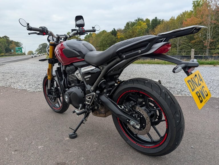 TRIUMPH SPEED 400