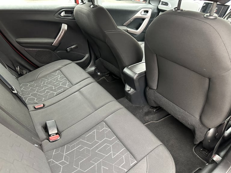 2015 Peugeot 2008 1.6 BlueHDi 100 Active 5dr HATCHBACK Diesel Manual