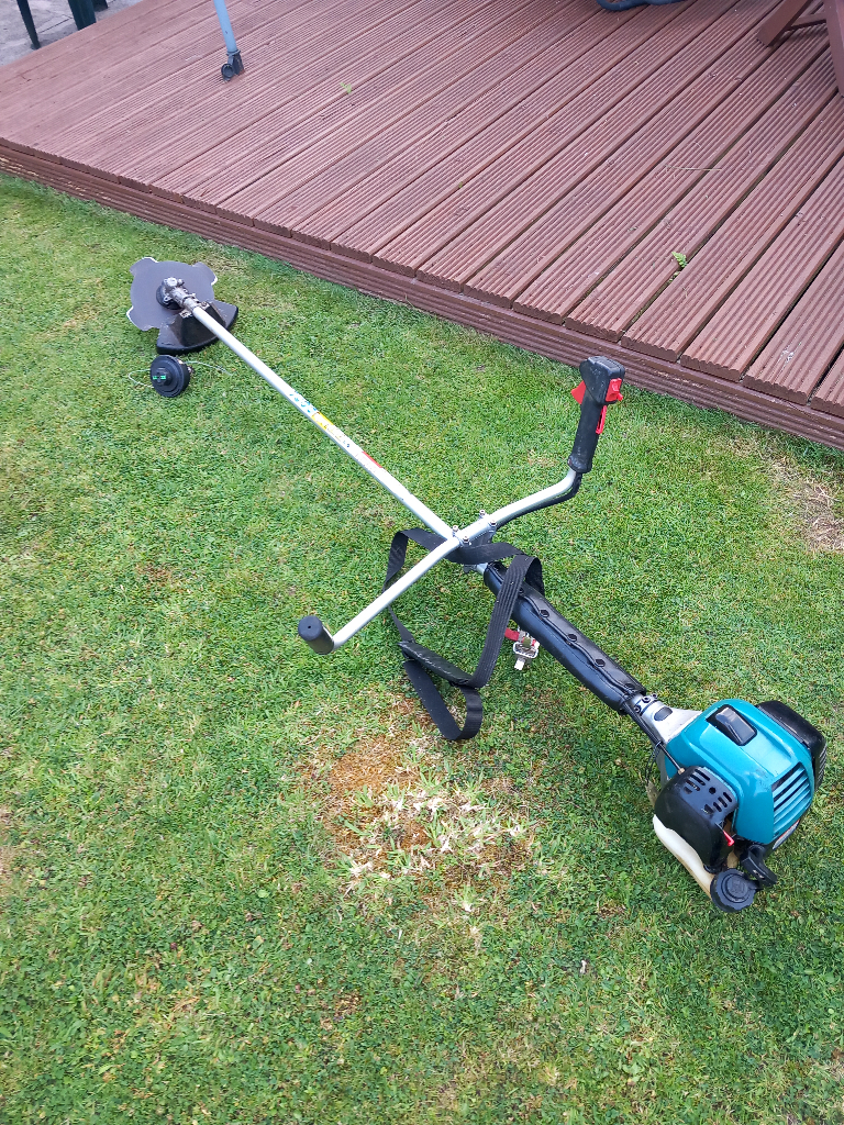 image for Makita petrol brushcutter