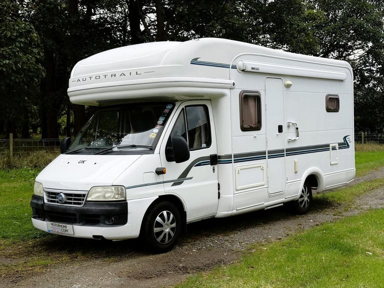 image for Auto-Trail Cheyenne 632SE, 4 Berth, 2 Belt, Fixed Bed, Solar