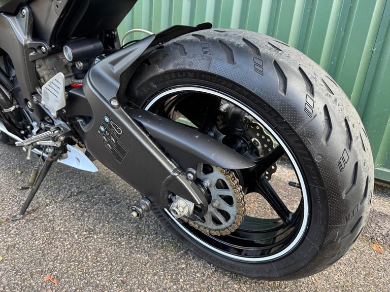 Kawasaki ZX6R 636 White and Black 23k Austin Racing Full System 2013 