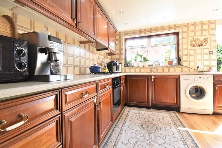 💫Fully Furnished Room in 4-Bed Flat | Great Location N17!