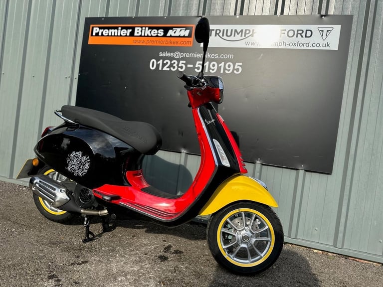 2024/24 Vespa Primavera 125 Mickey Mouse Edition One Owner Machine 