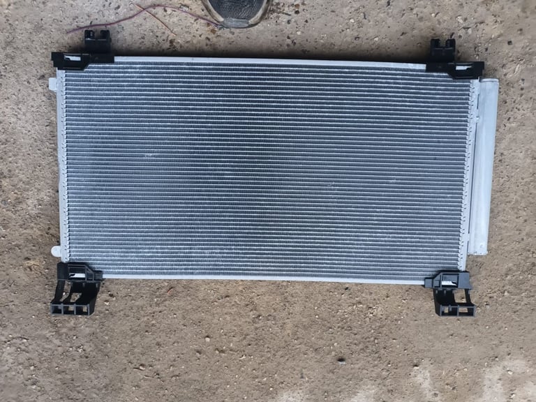 17 yaris 1.5 radiator & ac condenser