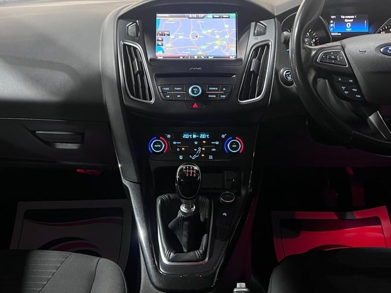 2016 Ford Focus 1.0 EcoBoost 125 Titanium 5dr HATCHBACK PETROL Manual