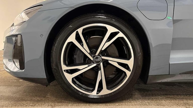 2023 Audi e-tron GT 390kW Quattro 93kWh 4dr Auto Saloon Automatic