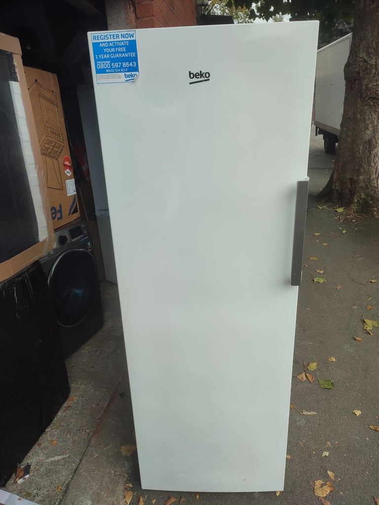 ➡️➡️SALE TODAY⬅️⬅️ TALL WHITE BEKO 60CM WIDE FROST FREE UPRIGHT FREEZER