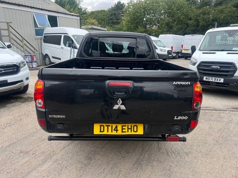 2014 Mitsubishi L200 D/Cab DI-D Warrior II 4WD 176Bhp [2010] PICK UP Diesel Manual
