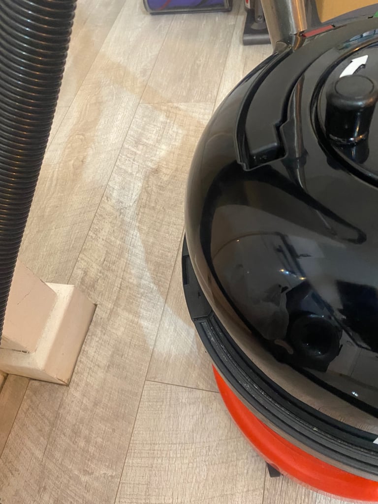 XL HENRY HOOVER 