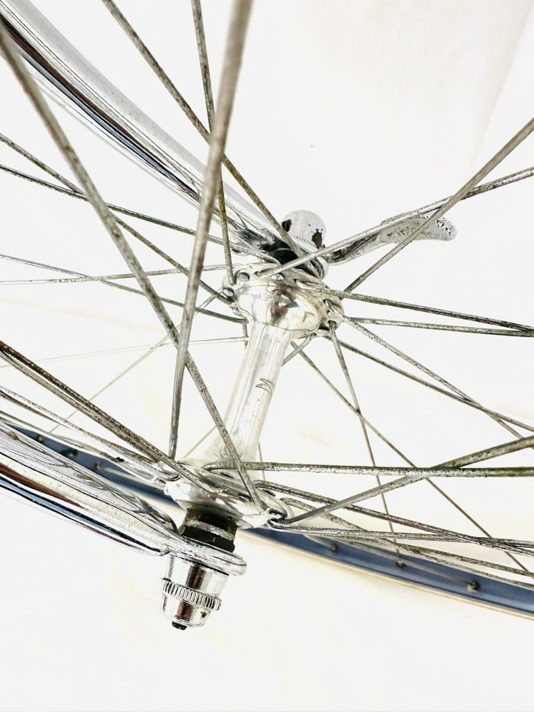 Stunning DAWES MIRAGE Shimano 105 Groupset size 58 cm Road Bike Pristine