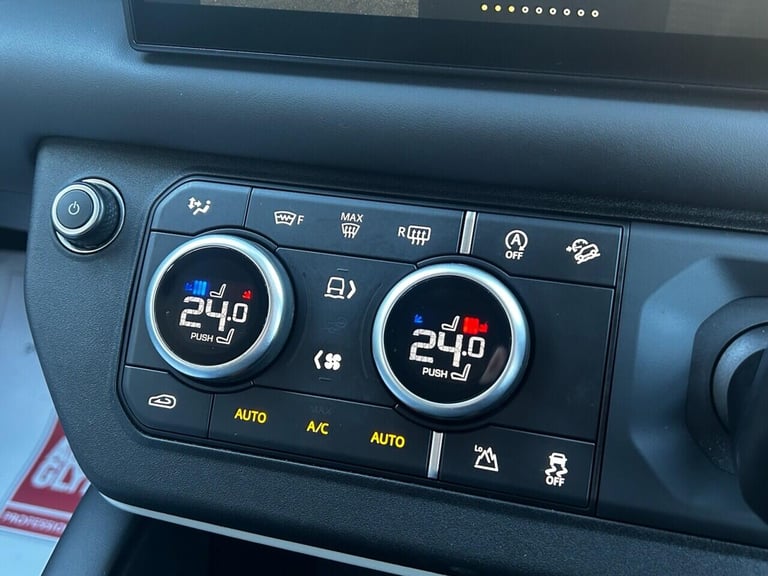 2023 Land Rover Defender 3.0 D250 Hard Top HSE Auto PANEL VAN DIESEL Automatic