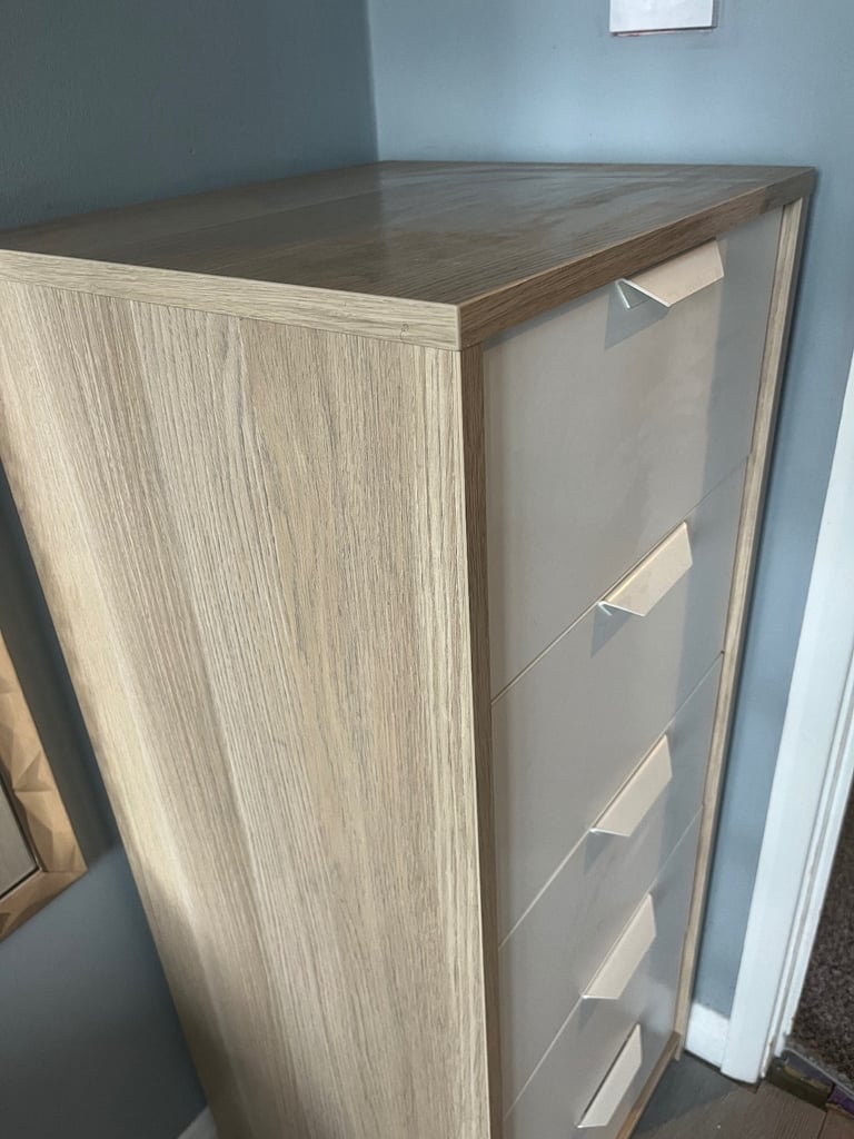 Tall 5 drawer chest 