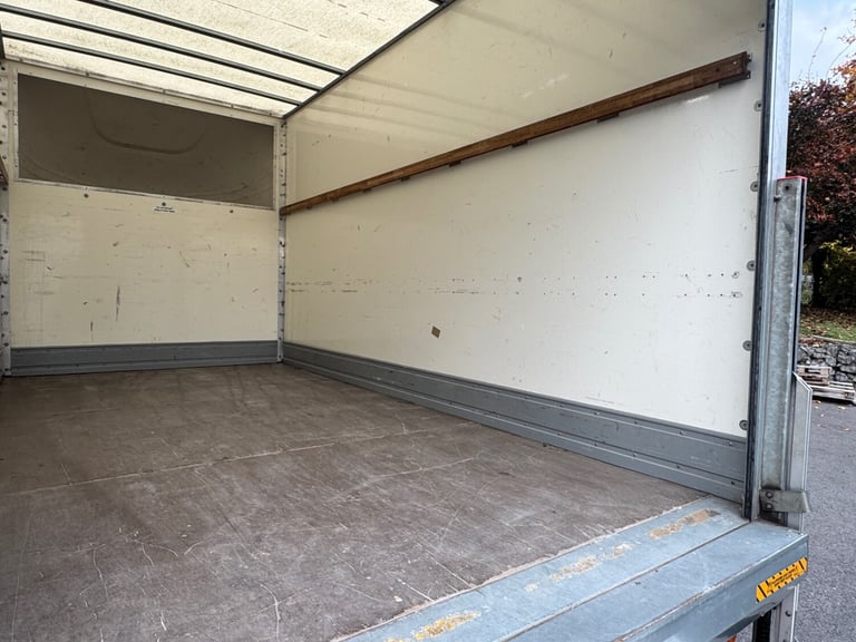 2021 Peugeot Boxer 2.2 BlueHDi 335 Built for Business L4 Euro 6 Luton Van Luton Diesel Manual