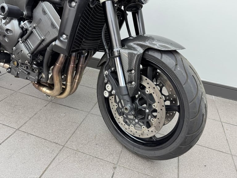 YAMAHA FZ1 N FAZER 1000 SILVER 2007 07 REG JUST 15,015 MILES MIVV FULL SYSTEM