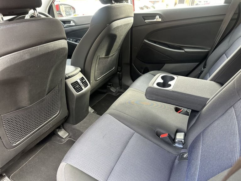 2018 Hyundai TUCSON 1.7 CRDi Blue Drive SE Nav SUV 5dr Diesel DCT Euro 6 (s/s) (141 ps) ESTATE Di...