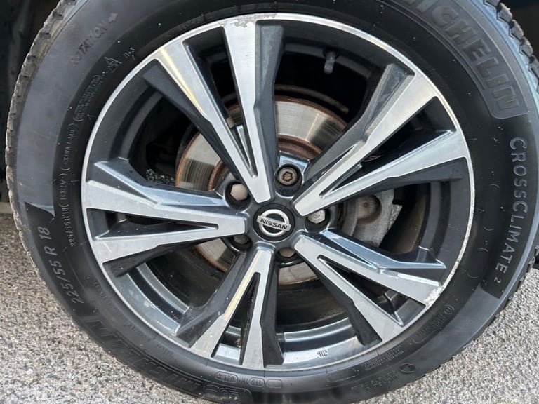 2019 Nissan Qashqai 1.3 DiG-T N-Connecta 5dr HATCHBACK PETROL Manual