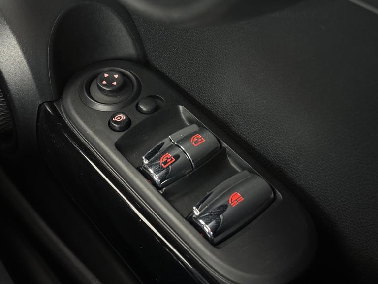 2021 MINI Convertible 1.5 Cooper Exclusive 2dr Auto CONVERTIBLE PETROL Automatic