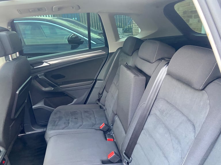 2019 Volkswagen Tiguan 2.0 TDI SEL SUV 5dr Diesel DSG Euro 6 (s/s) (150 ps)