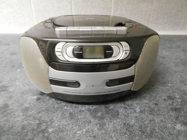 Tesco CD/Tape/Radio Portable Boombox (PLEASE READ)