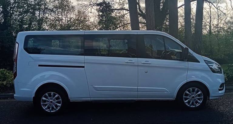 2022 Ford Tourneo Custom 2.0 320 EcoBlue Titanium Minibus 5dr Diesel Auto L2 Euro 6 (s/s) (130 ps...