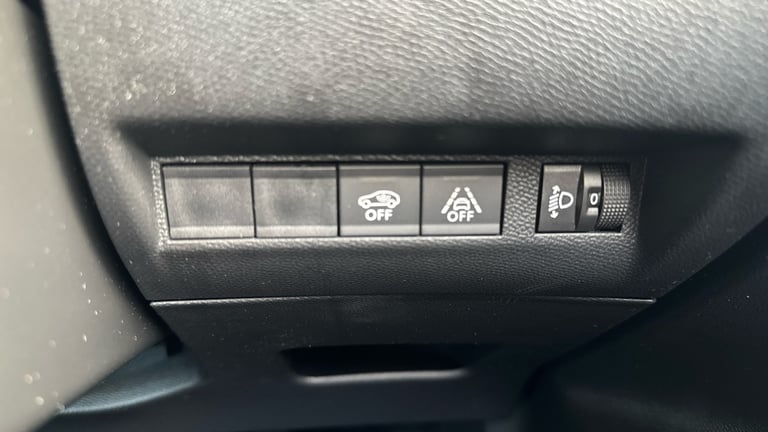 2021 Peugeot 2008 1.2 PureTech Active Premium 5dr Petrol Estate Estate Petrol Manual