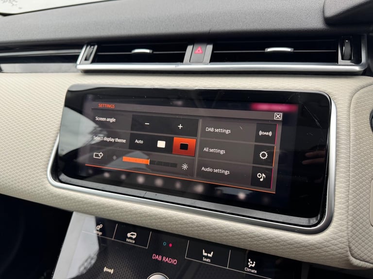 2018 Land Rover Range Rover Velar 2.0 D180 Auto 4WD Euro 6 (s/s) 5dr ESTATE Diesel Automatic