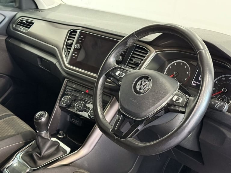 2019 Volkswagen T-Roc 1.0 TSI GPF SE SUV 5dr Petrol Manual Euro 6 (s/s) (115 ps) HATCHBACK Petrol...