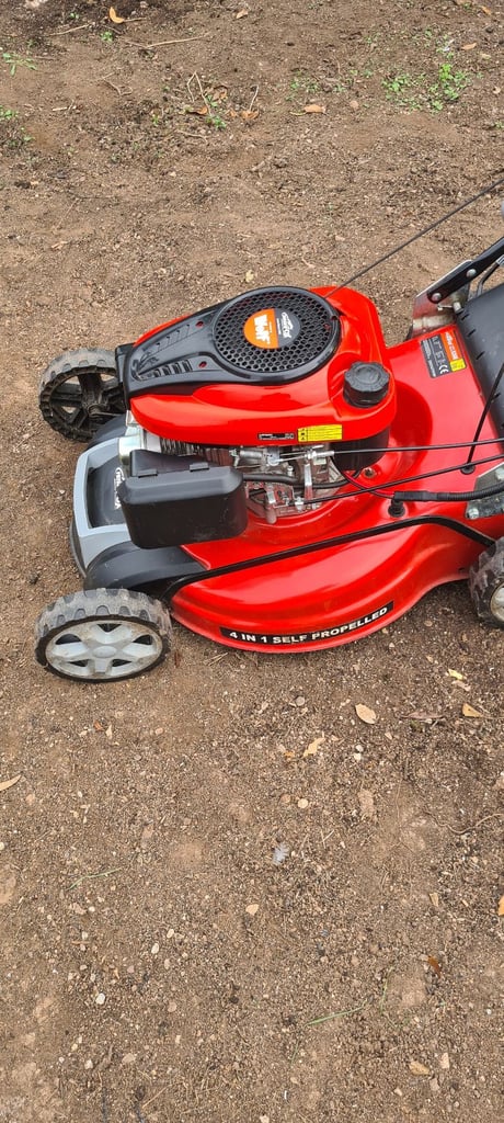FriskyFox Lawn Racer 530E
