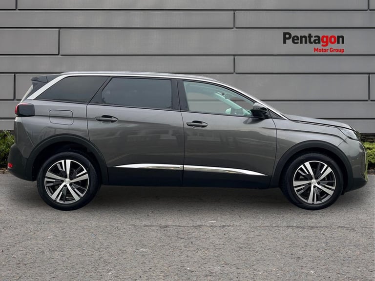  Peugeot 5008 SUV 1.2 Puretech Allure Premium  Plus Suv 5dr Petrol Manual Euro