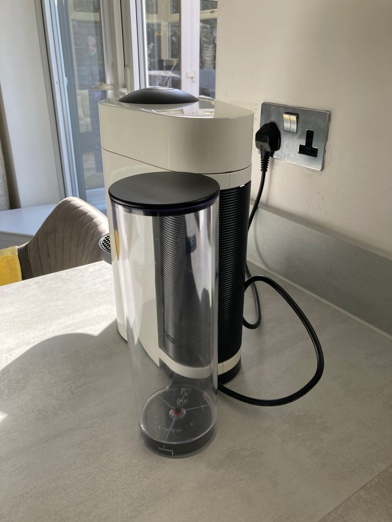 Nespresso Vertuo Coffee machine 
