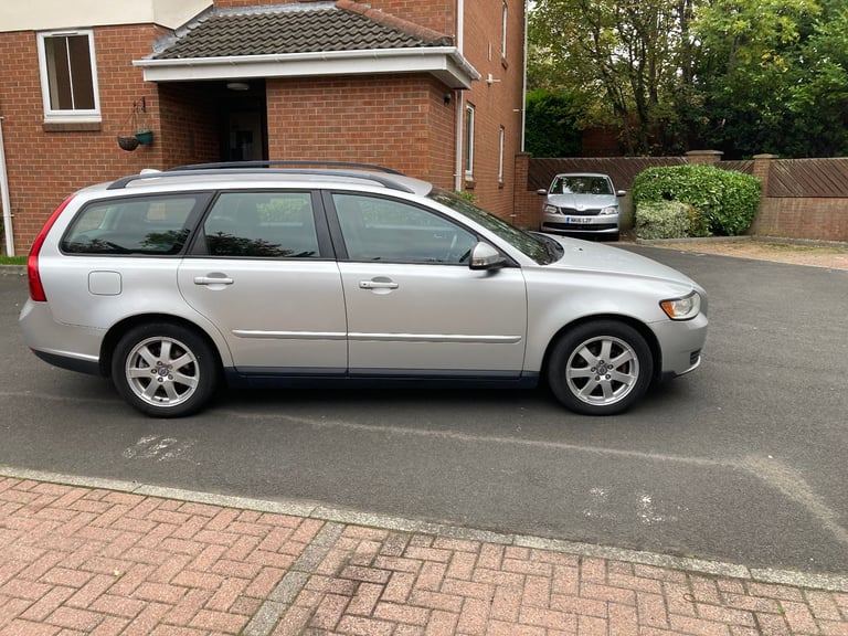 Volvo, V50, Estate, 2009, Manual, 1798 (cc), 5 doors ALSO VOLVO S60