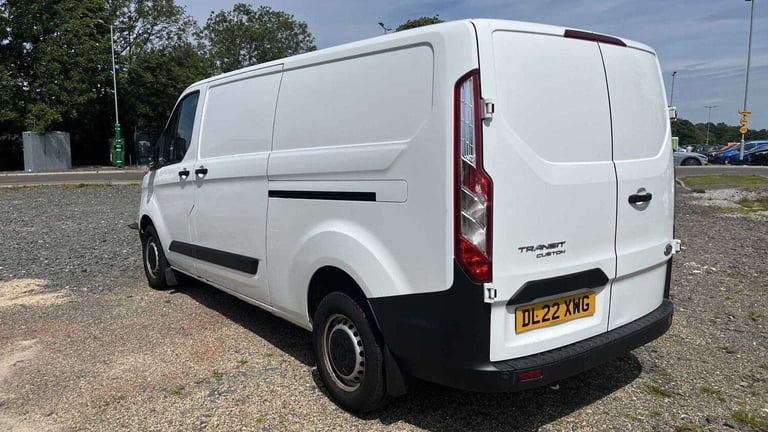  Ford Transit Custom 2.0 EcoBlue 130ps Low Roof Leader Van Van Diesel Manual