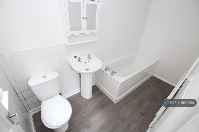3 bedroom house in Mount Road, Chatham, ME4 (3 bed) (#2642798)