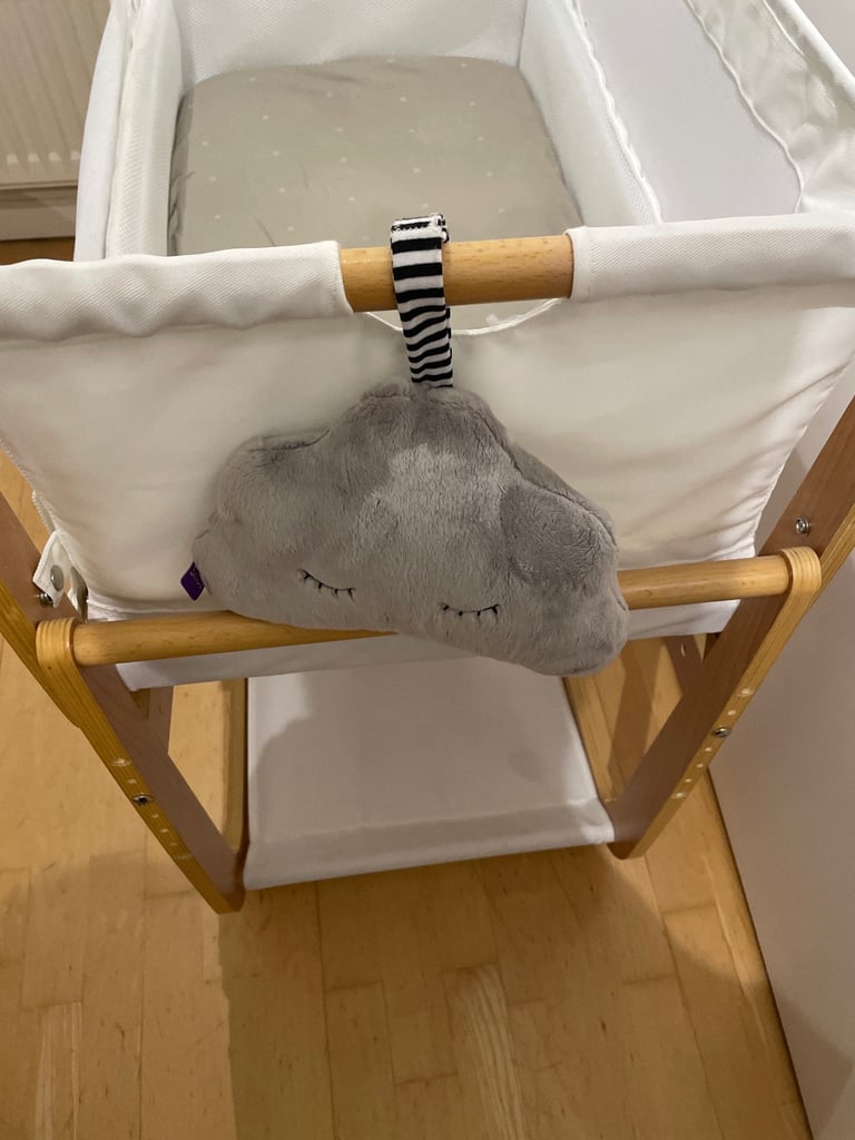 Baby cot - Snuzpod 4 + Snuzcloud