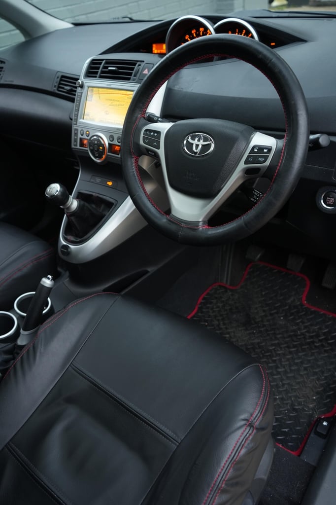  Toyota Verso 2.0 D-4D T Spirit Euro 5 5dr Diesel Manual