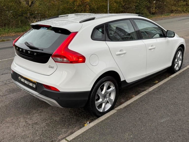  Volvo V40 D2 Cross Country Lux 5dr Powershift Diesel