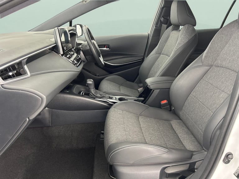 2022 Toyota Corolla 1.8 VVT-h GPF Design Touring Sports 5dr Petrol Hybrid CVT Euro 6 (s/s) (122 E...